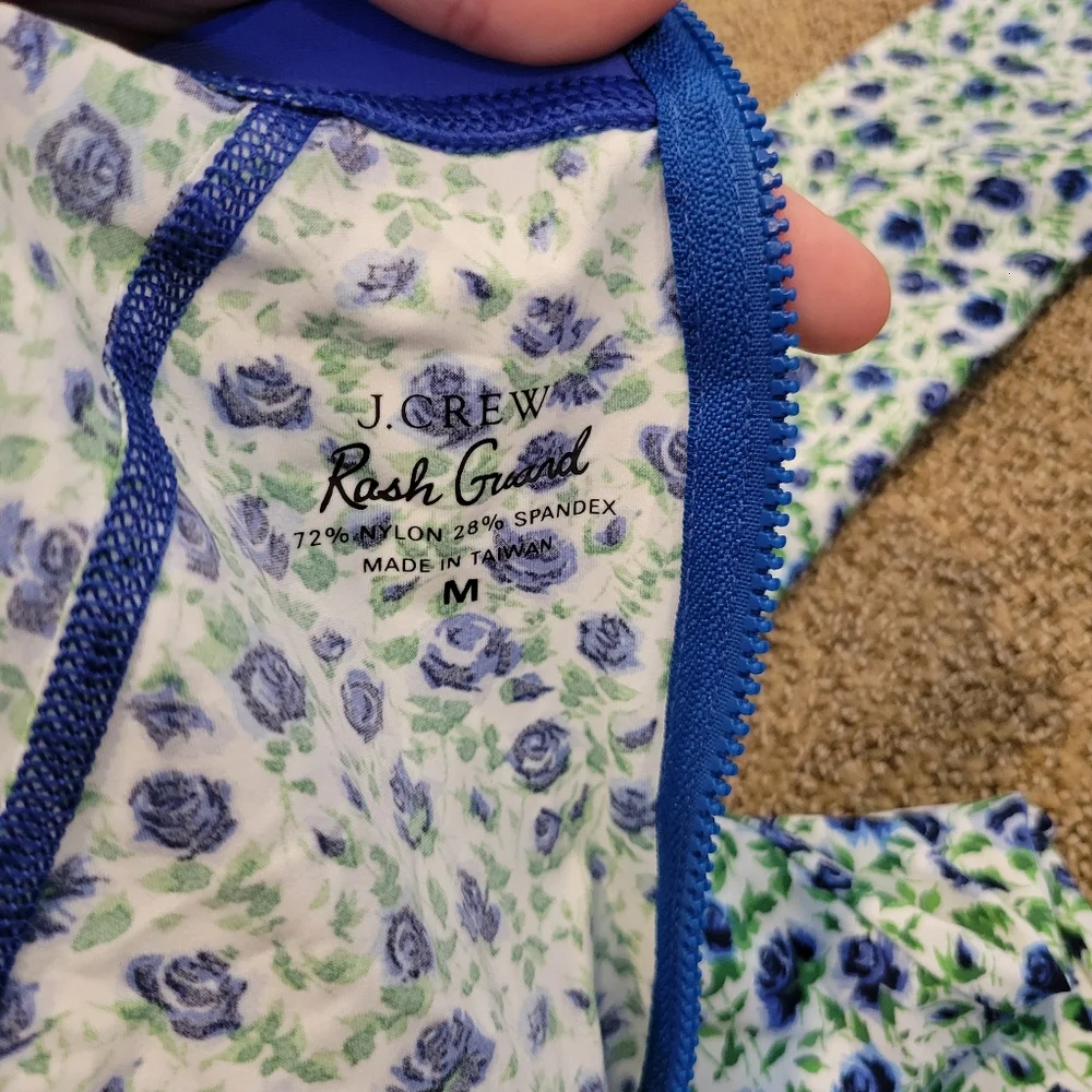 Jcrew Rashguard - Picture 4 of 4